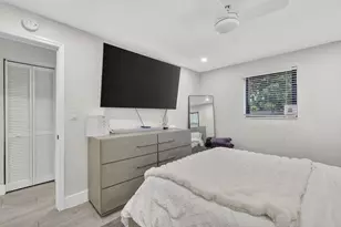 830 NE 59th Ct, Oakland Park, FL 33334 - Photo 19