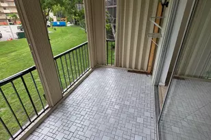 6361 N Falls Cir Dr, Lauderhill, FL 33319 - Photo 11