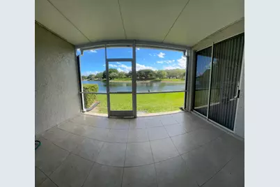 10458 Lake Vista Circle, Boca Raton, FL 33498 - Photo 11