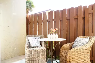 2050 Oleander Boulevard #11, Fort Pierce, FL 34950 - Photo 7