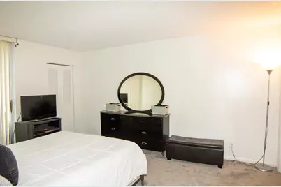 3301 NW 47th Terrace #Unit 403, Lauderdale Lakes, FL 33319 - Photo 9