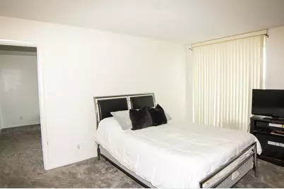 3301 NW 47th Terrace #Unit 403, Lauderdale Lakes, FL 33319 - Photo 7