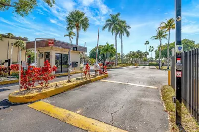 3301 NW 47th Terrace #Unit 403, Lauderdale Lakes, FL 33319 - Photo 35