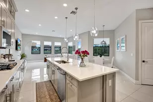 11965 S Baypoint Cir, Parkland, FL 33076 - Photo 19