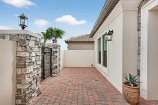 10102 SW Davanti Dr, Port Saint Lucie, FL 34987 - Photo 11