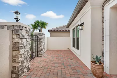 10102 SW Davanti Drive, Port Saint Lucie, FL 34987 - Photo 11