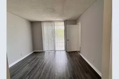 718 Executive Center Drive #31, West Palm Beach, FL 33401 - Photo 13