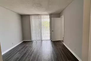 718 Executive Center Dr, West Palm Beach, FL 33401 - Photo 13