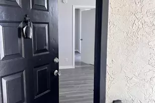 718 Executive Center Dr, West Palm Beach, FL 33401 - Photo 5