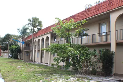 6054 Forest Hill Boulevard #204, West Palm Beach, FL 33415 - Photo 3