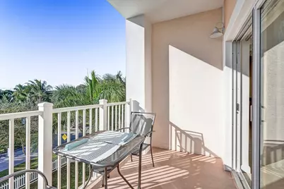 1931 NE 2nd St #302, Deerfield Beach, FL 33441 - Photo 43