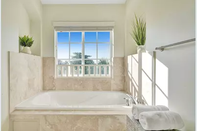 1931 NE 2nd St #302, Deerfield Beach, FL 33441 - Photo 37