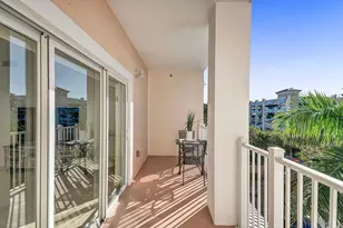 1931 NE 2nd St, Deerfield Beach, FL 33441 - Photo 21