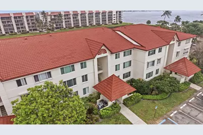 108 Half Moon Circle #F2, Hypoluxo, FL 33462 - Photo 31