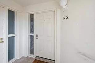 108 Half Moon Cir, Hypoluxo, FL 33462 - Photo 3