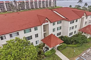 108 Half Moon Cir, Hypoluxo, FL 33462 - Photo 31