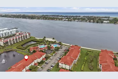 108 Half Moon Circle #F2, Hypoluxo, FL 33462 - Photo 35