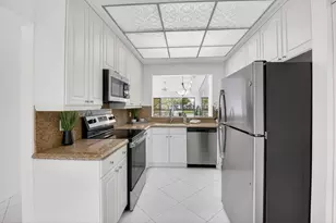 5106 Oakhill Ln, Delray Beach, FL 33484 - Photo 11