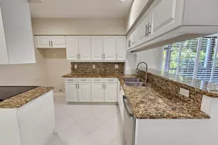 19235 Sabal Lake Dr, Boca Raton, FL 33434 - Photo 11