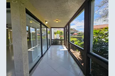 19235 Sabal Lake Drive, Boca Raton, FL 33434 - Photo 27