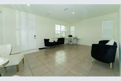 7206 NW Farnsworth Circle, Port Saint Lucie, FL 34987 - Photo 37