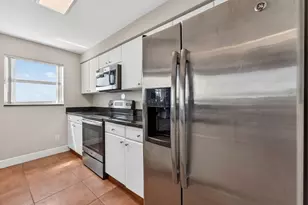 2475 N Brickell Ave, Miami, FL 33129 - Photo 11