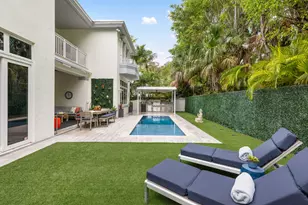 24 Grand Bay Estates Cir, Key Biscayne, FL 33149 - Photo 47