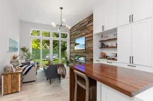 24 Grand Bay Estates Cir, Key Biscayne, FL 33149 - Photo 15