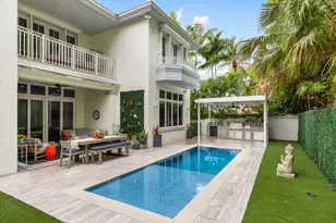 24 Grand Bay Estates Cir, Key Biscayne, FL 33149 - Photo 47