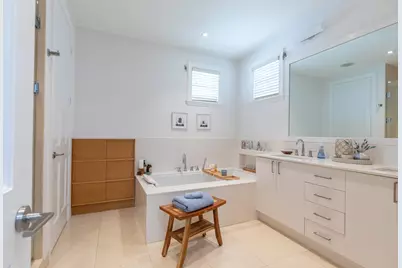 24 Grand Bay Estates Circle, Key Biscayne, FL 33149 - Photo 29