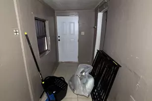 709 N 20th St, Fort Pierce, FL 34950 - Photo 23