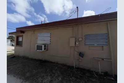 709 N 20th Street, Fort Pierce, FL 34950 - Photo 3