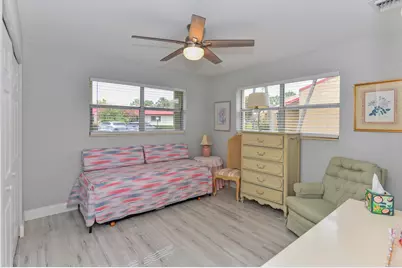 342 Lake Evelyn Drive, West Palm Beach, FL 33411 - Photo 17