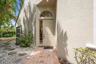 4681 Carlton Golf Dr, Lake Worth, FL 33449 - Photo 3