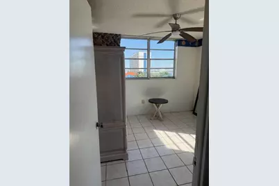 5050 NW 7th Street #701, Miami, FL 33126 - Photo 23