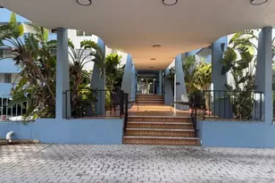 5050 NW 7th St, Miami, FL 33126 - Photo 9