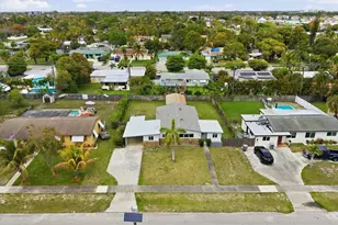 737 W Ilex Dr, West Palm Beach, FL 33403 - Photo 37