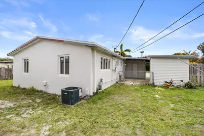 737 W Ilex Drive, West Palm Beach, FL 33403 - Photo 25