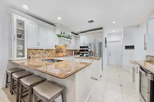 27 Grand Bay Cir, Juno Beach, FL 33408 - Photo 9