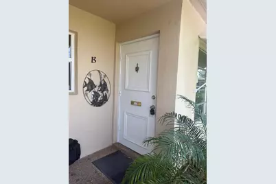 1052 North Drive #B, Delray Beach, FL 33445 - Photo 1