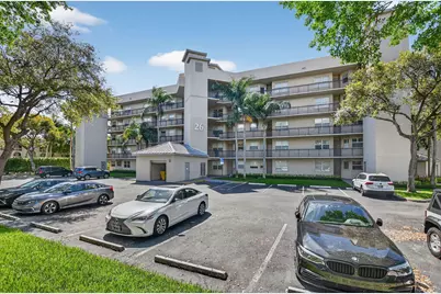 26 Royal Palm Way #403, Boca Raton, FL 33432 - Photo 1