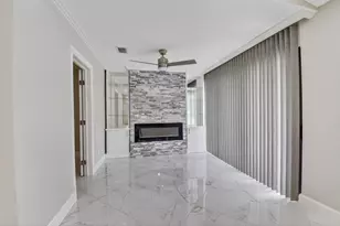 8216 Sweetbriar Way, Boca Raton, FL 33496 - Photo 11