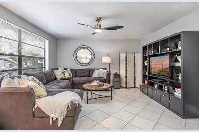 563 NE 7th Avenue #1B, Fort Lauderdale, FL 33301 - Photo 7