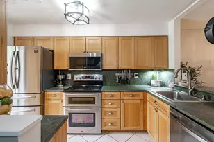 563 NE 7th Ave, Fort Lauderdale, FL 33301 - Photo 13