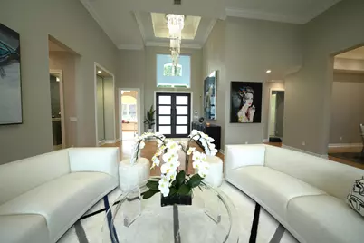 61 Peregrine Avenue, Plantation, FL 33324 - Photo 5