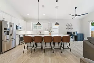 8321 Bob-O-Link Dr, West Palm Beach, FL 33412 - Photo 5