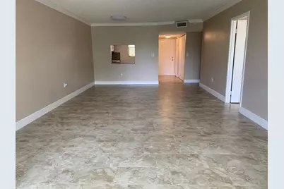 8350 Sands Point Boulevard #E202, Tamarac, FL 33321 - Photo 9