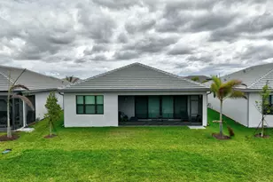 12418 SW Aventura Dr, Port Saint Lucie, FL 34987 - Photo 43