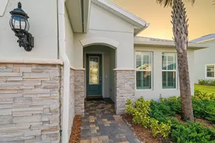 10346 SW Captiva Dr SW, Port Saint Lucie, FL 34987 - Photo 5