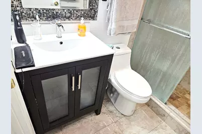 16 VÃ­a De Casas Sur #103, Boynton Beach, FL 33426 - Photo 5